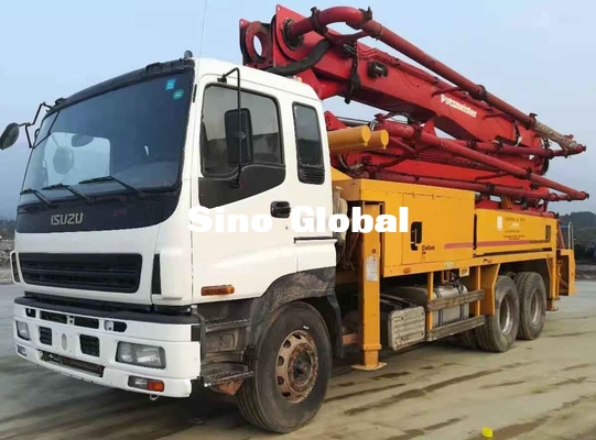 ديزل مستعملة بوتزميستر Concrete Pump Pump 37M 4 فقاعة 287KW قوة